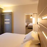 Hotel Western Tower 4*
