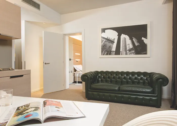 Western Tower Hotel 4*