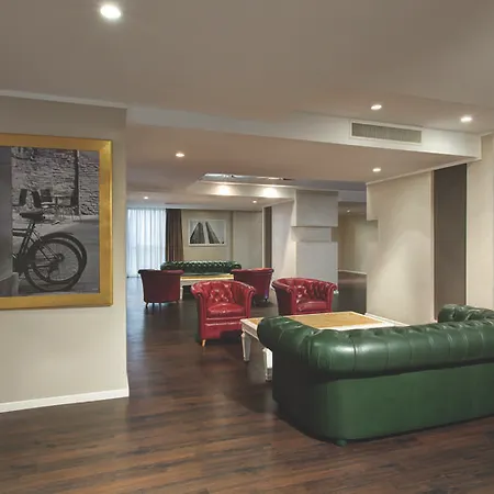 Hotel Western Tower 4*