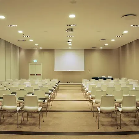 Western Tower 4*