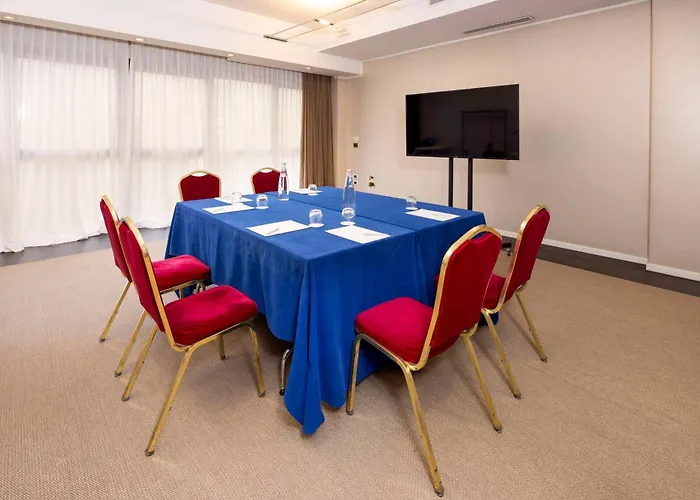 Western Tower Bologne