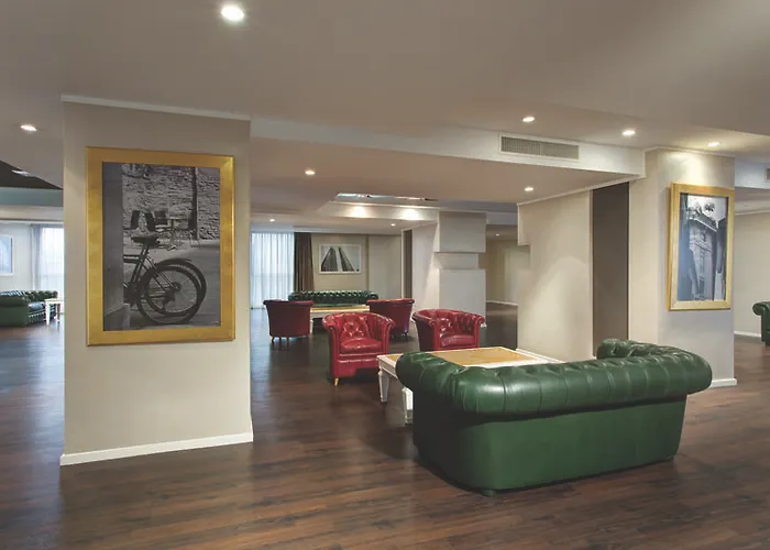 Hotel Western Tower 4*