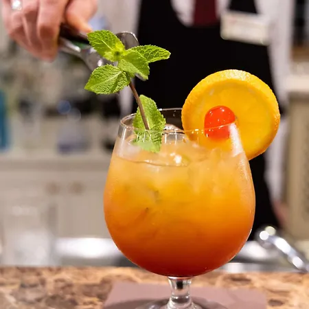 Western Tower Bologne