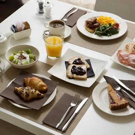 Western Tower Bologne