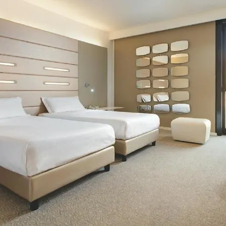 Western Tower 4* Bologne